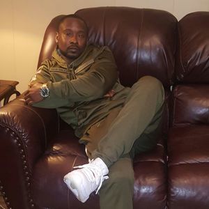 Meet your Posher, Charles